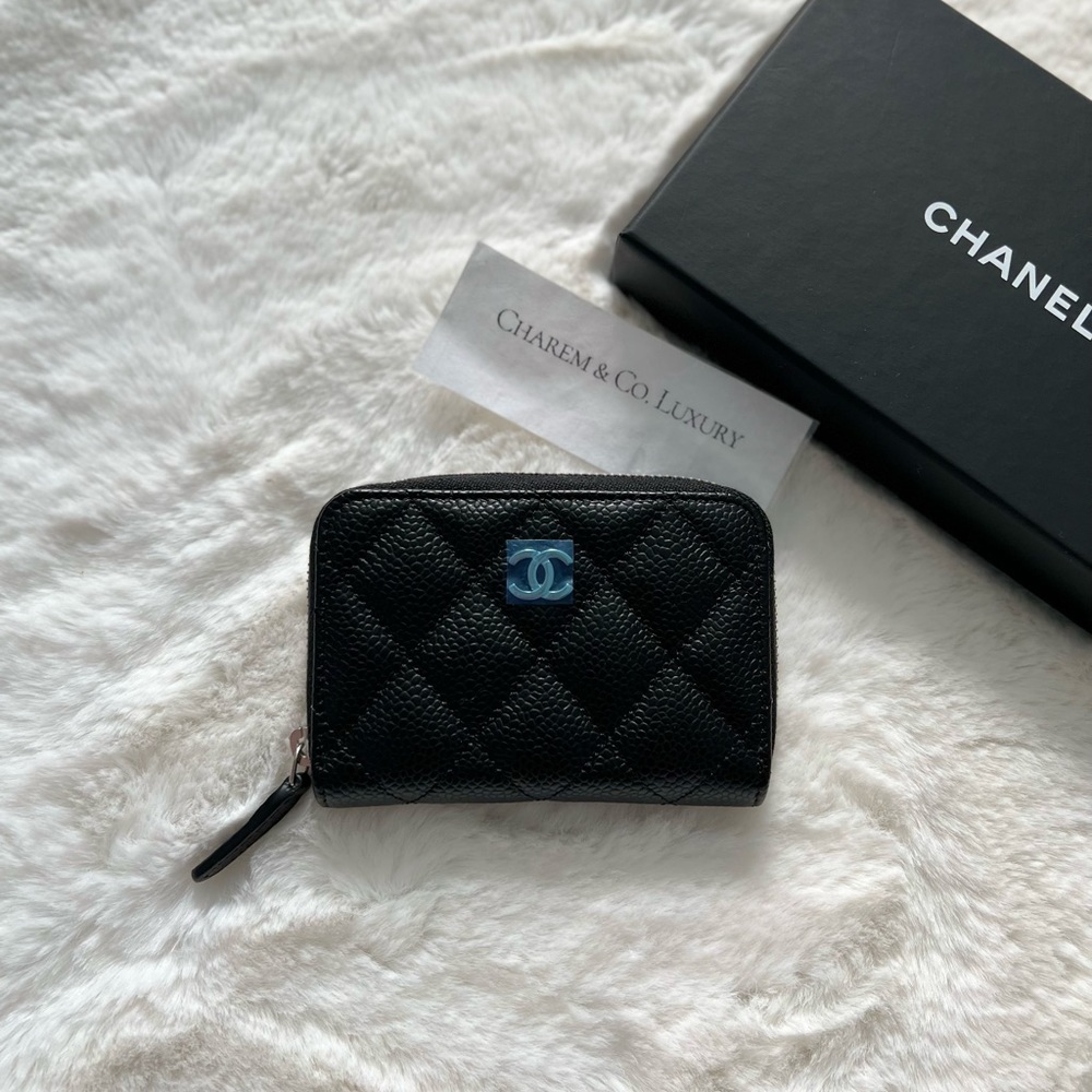 NEW🖤REV Chanel Classic Black Zipped Caviar Card Holder Wallet silver hardware.